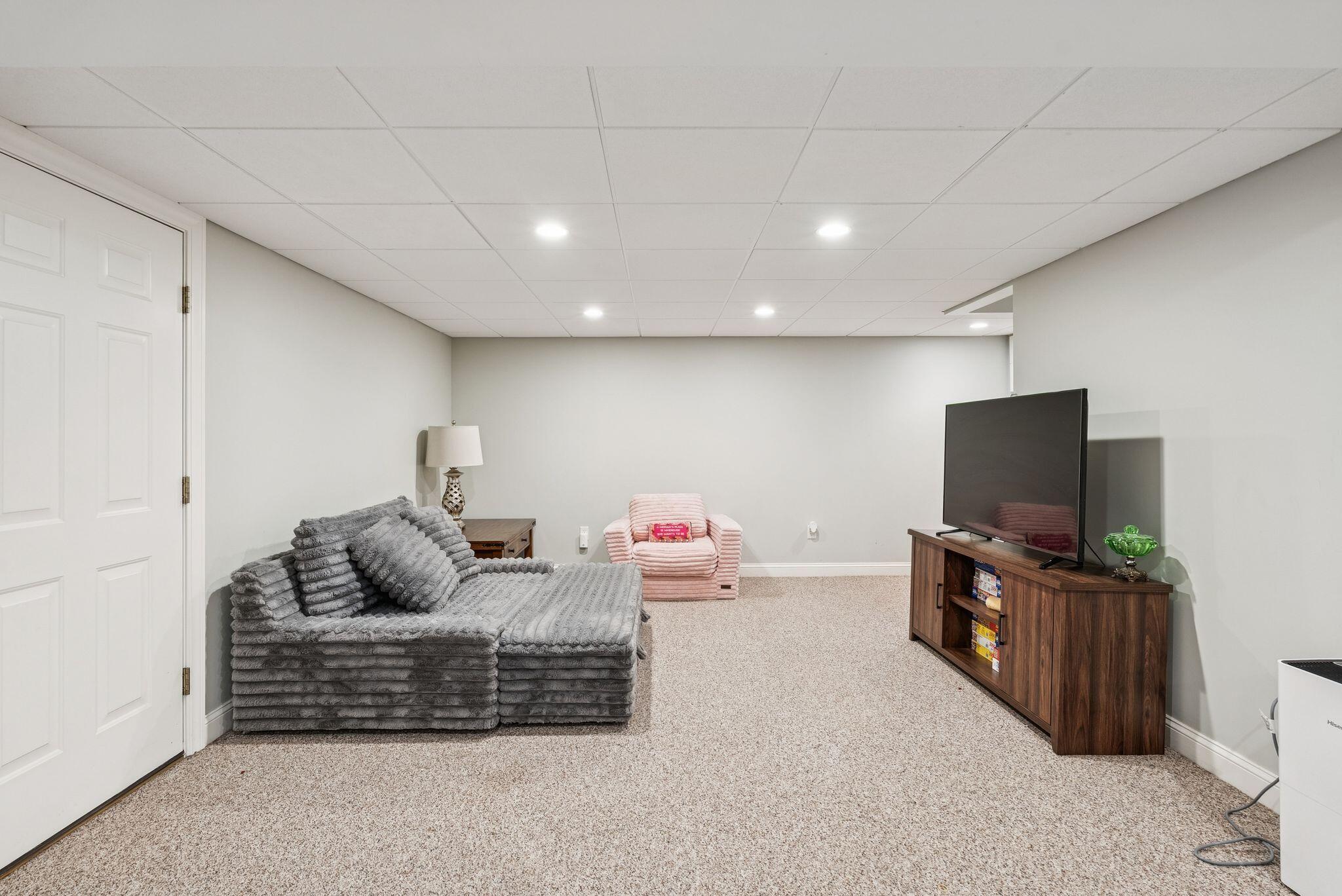 4 Periwinkle Way Falmouth ME 04105