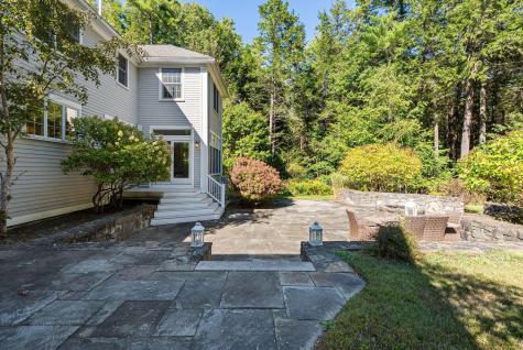 4 Periwinkle Way Falmouth ME 04105