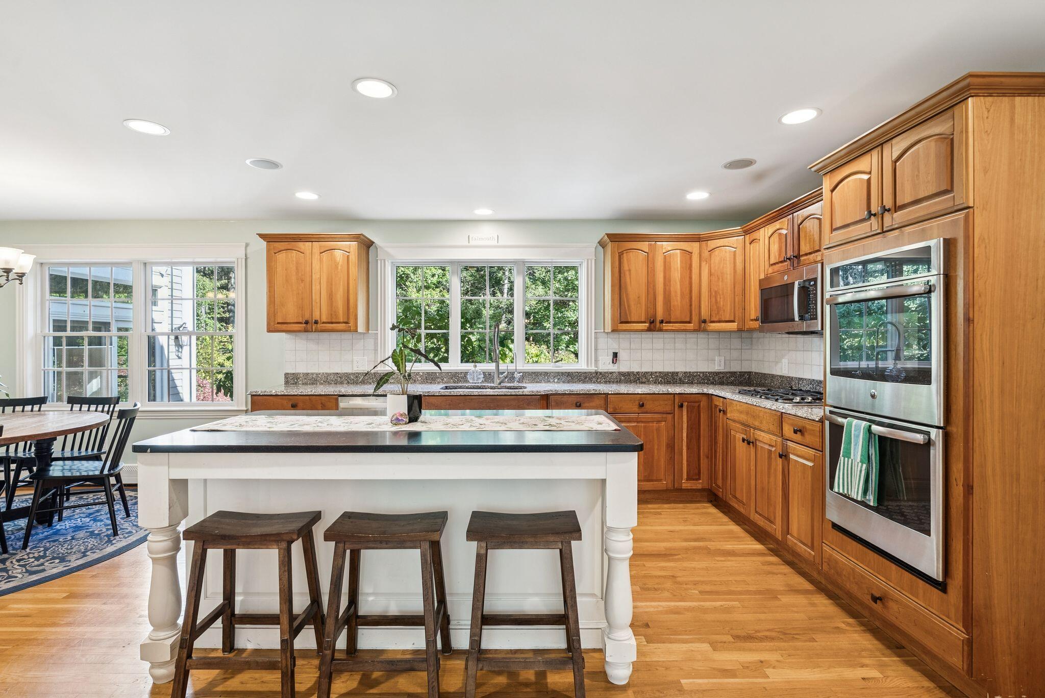 4 Periwinkle Way Falmouth ME 04105