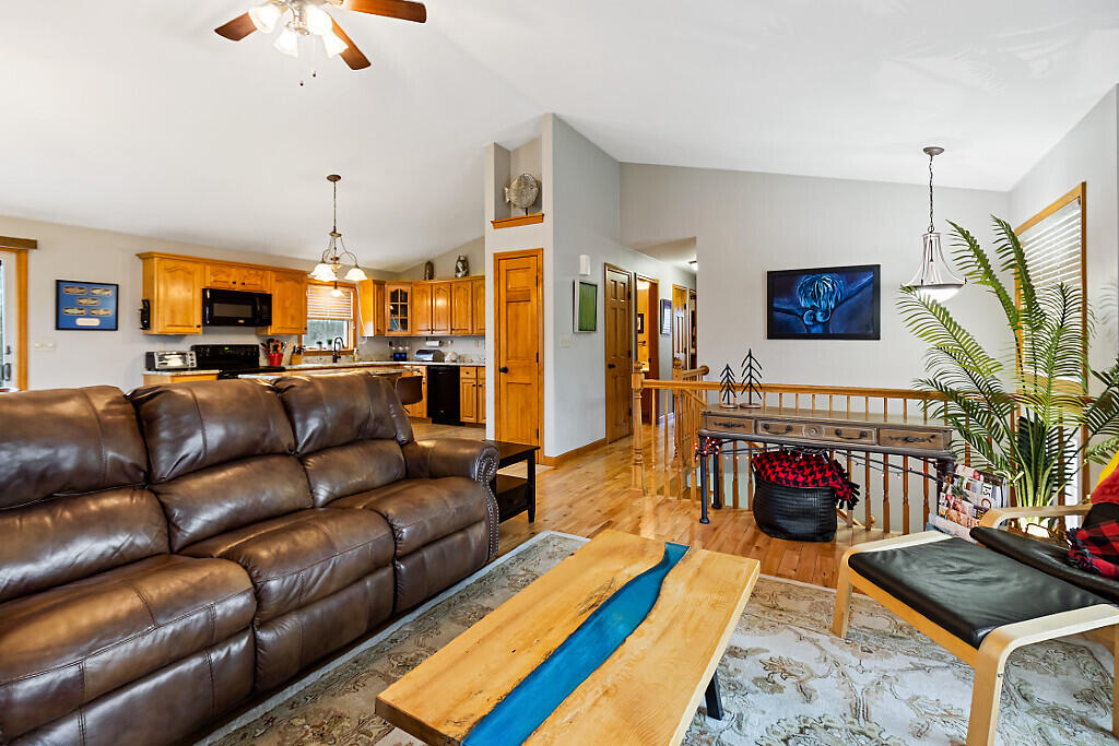 52 Alfalfa Road Sidney ME 04330