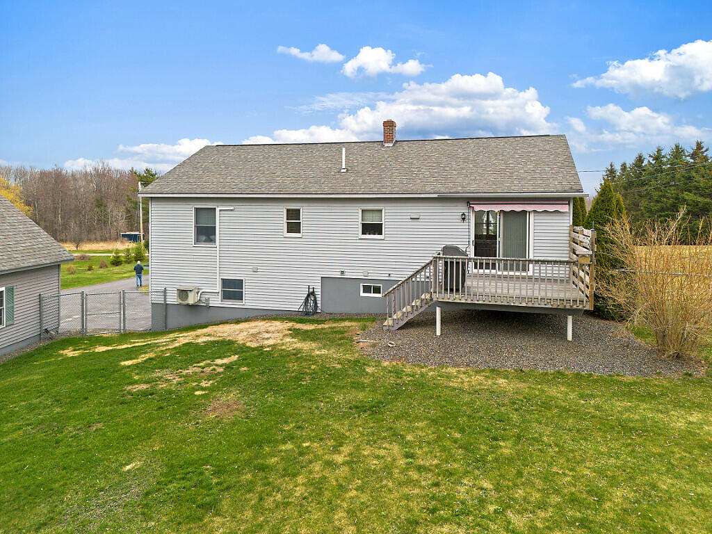 52 Alfalfa Road Sidney ME 04330
