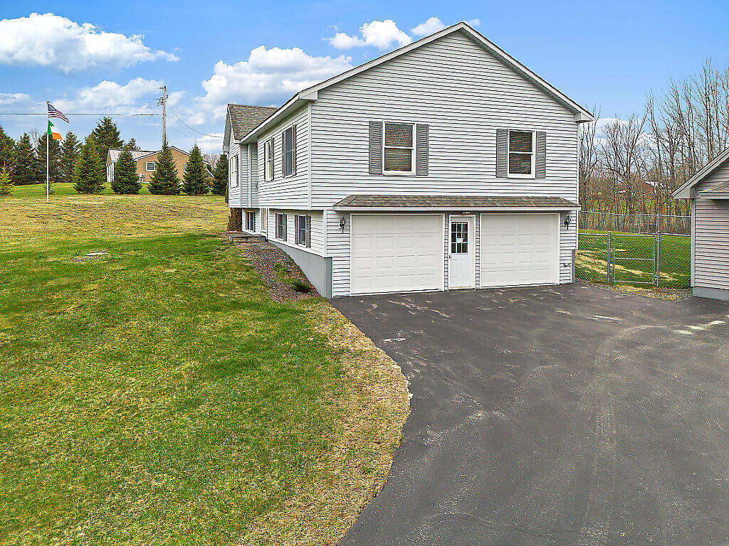 52 Alfalfa Road Sidney ME 04330
