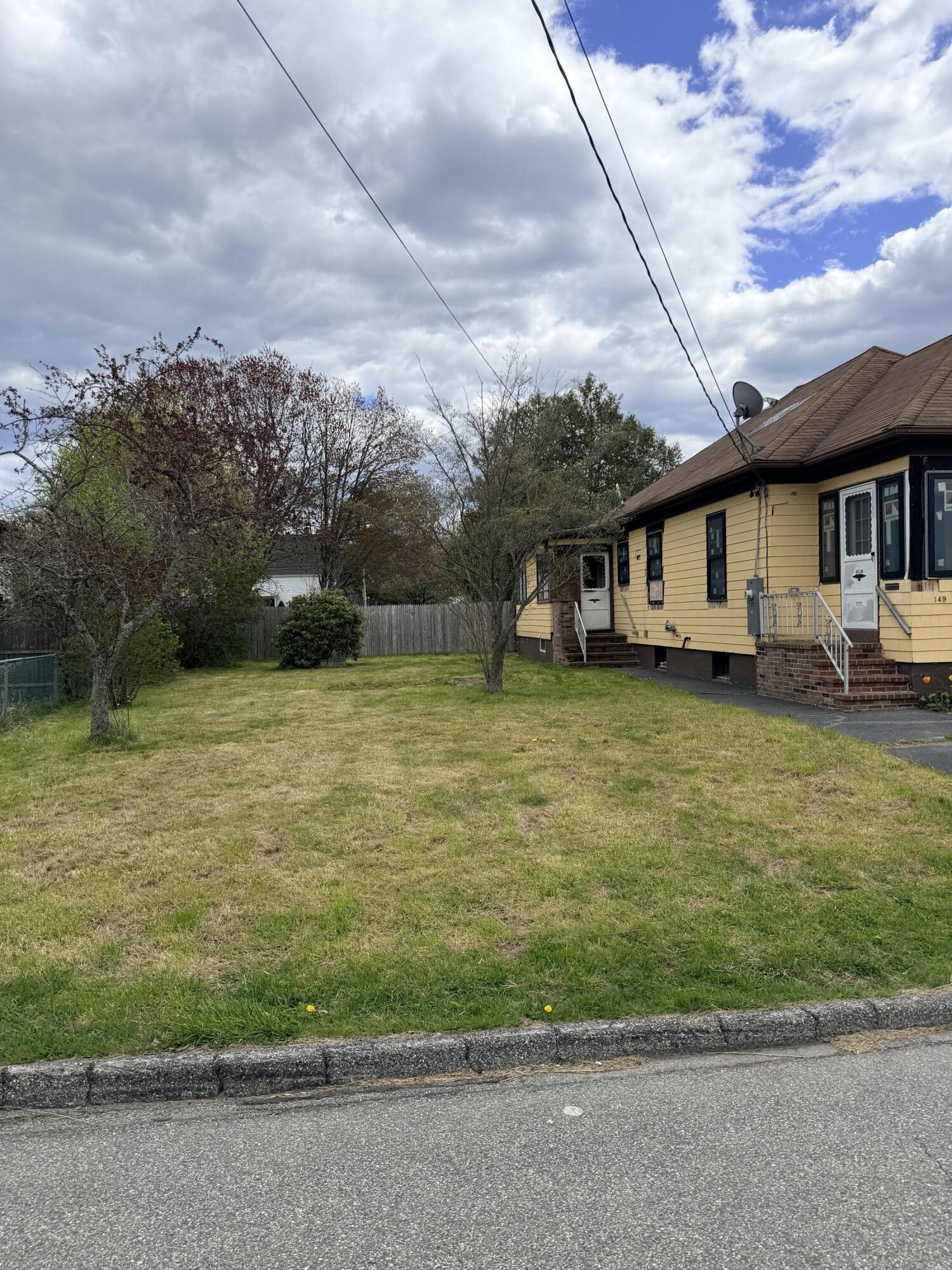 149 Summer Street Biddeford ME 04005
