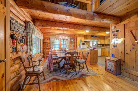 15 Worcester Drive Raymond ME 04071