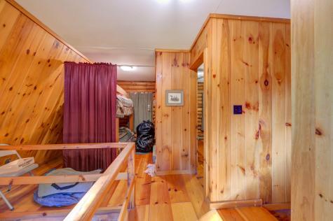 15 Worcester Drive Raymond ME 04071