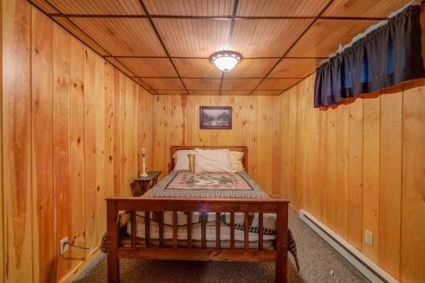 15 Worcester Drive Raymond ME 04071