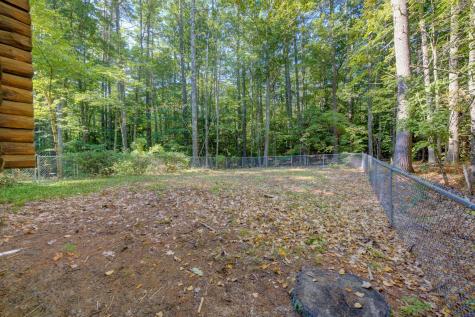 15 Worcester Drive Raymond ME 04071