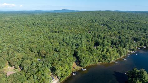 15 Worcester Drive Raymond ME 04071