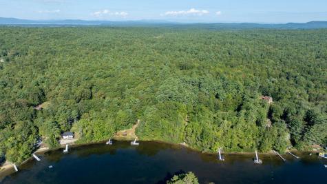 15 Worcester Drive Raymond ME 04071