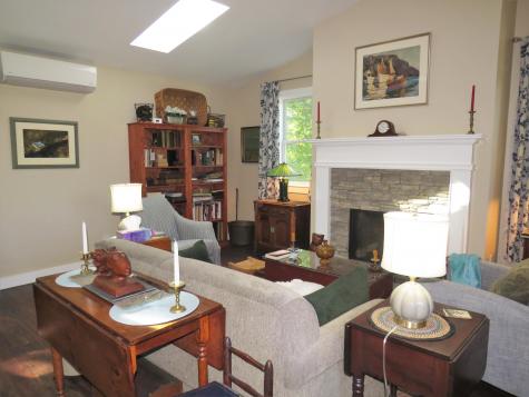 1473 Eastern Road Warren ME 04864