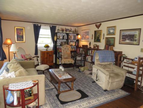 1473 Eastern Road Warren ME 04864