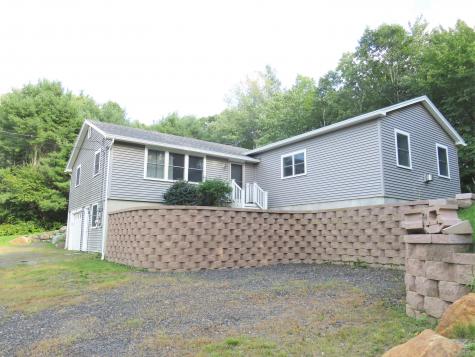 1473 Eastern Road Warren ME 04864