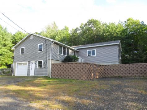 1473 Eastern Road Warren ME 04864