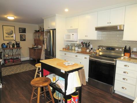 1473 Eastern Road Warren ME 04864
