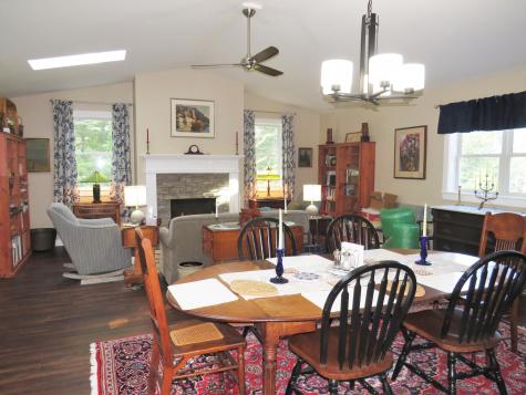 1473 Eastern Road Warren ME 04864