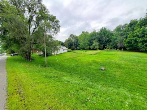 1337 Dexter Road Dover-foxcroft ME 04426