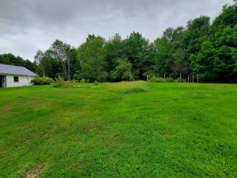 1337 Dexter Road Dover-foxcroft ME 04426