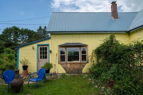 525 New Vineyard Road Farmington ME 04938