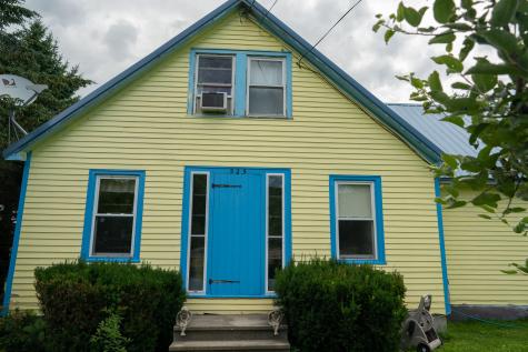 525 New Vineyard Road Farmington ME 04938