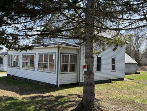 29 Cedar Street Dexter ME 04930