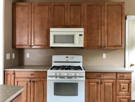 27 W Bates Street Auburn ME 04210