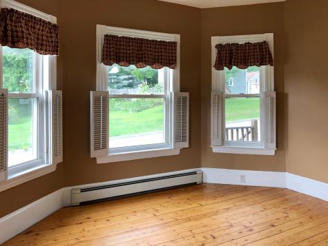 27 W Bates Street Auburn ME 04210