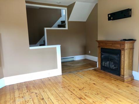 27 W Bates Street Auburn ME 04210