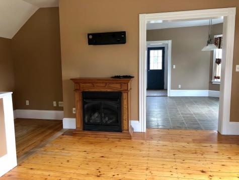 27 W Bates Street Auburn ME 04210
