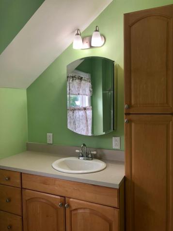 27 W Bates Street Auburn ME 04210