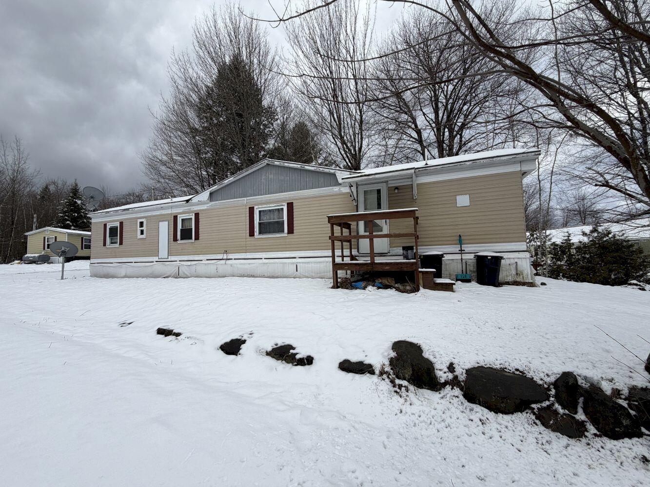 76 U.s. 2 West Route Wilton ME 04294