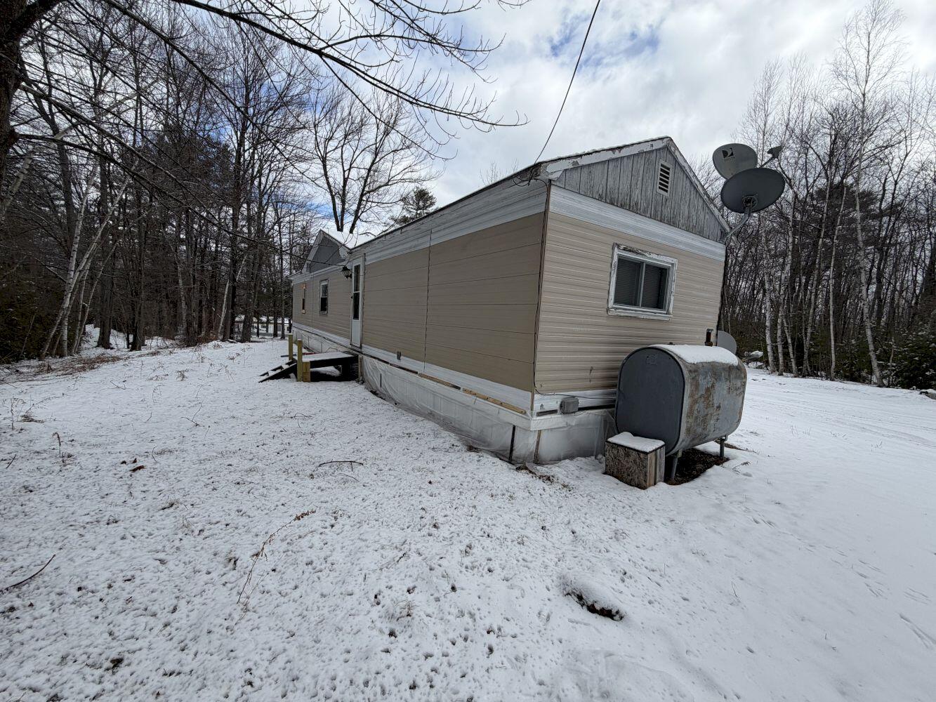 76 U.s. 2 West Route Wilton ME 04294