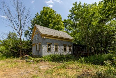 286 School Street Berwick ME 03901