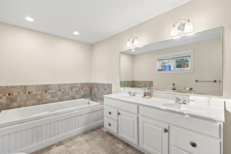 9 Longview Drive Portland ME 04103