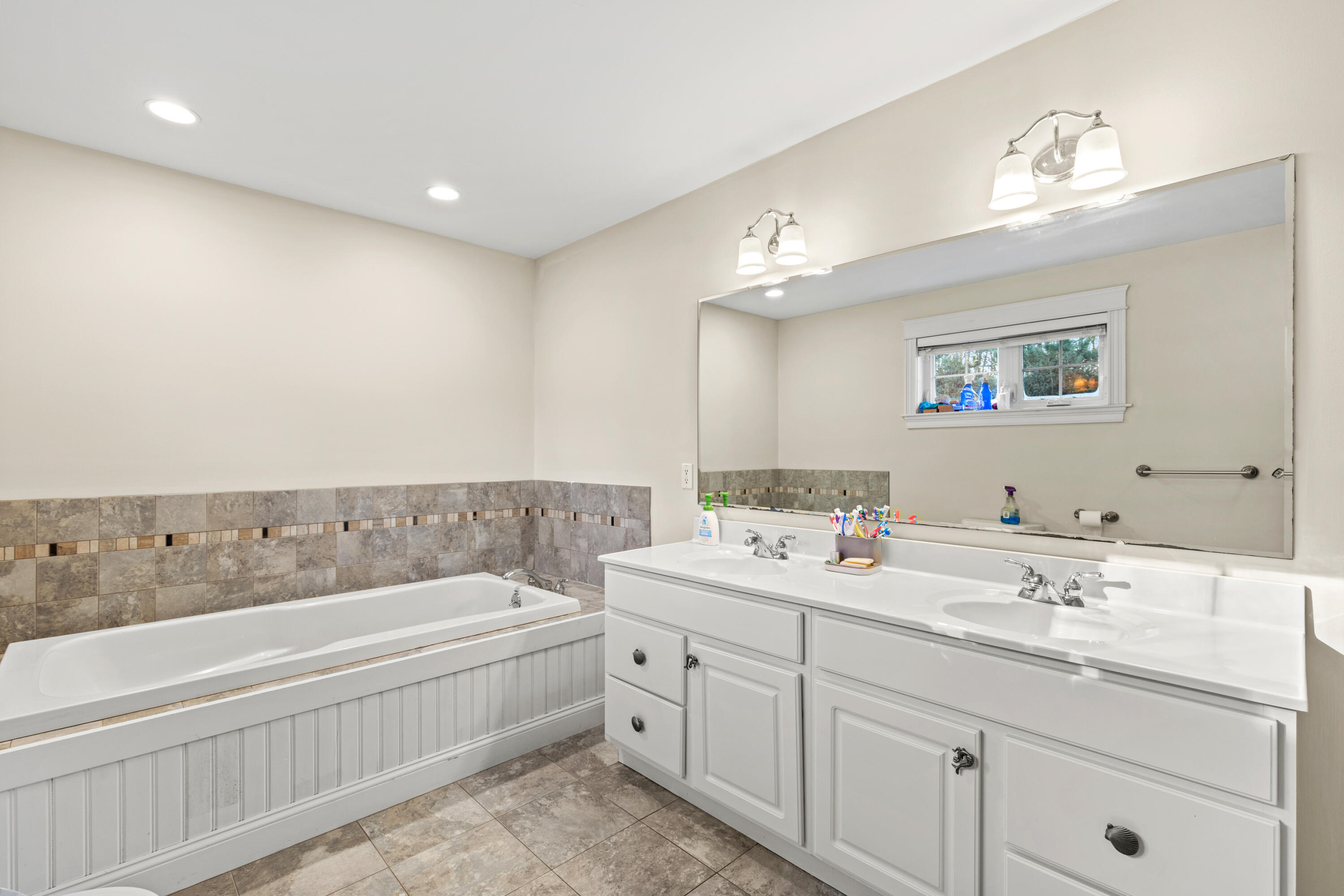 9 Longview Drive Portland ME 04103