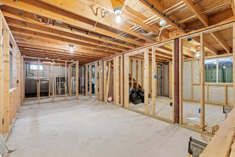 9 Longview Drive Portland ME 04103