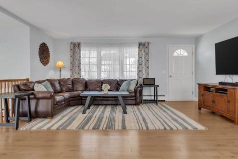 96 Alderwood Road Auburn ME 04210