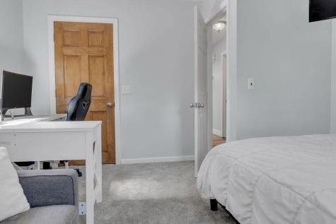 96 Alderwood Road Auburn ME 04210