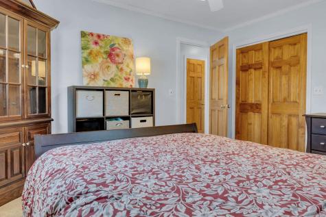 96 Alderwood Road Auburn ME 04210