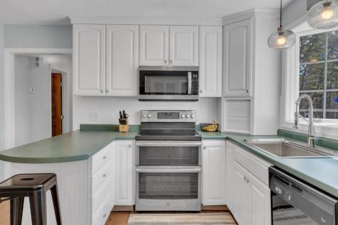 96 Alderwood Road Auburn ME 04210