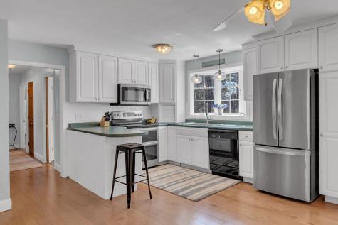 96 Alderwood Road Auburn ME 04210