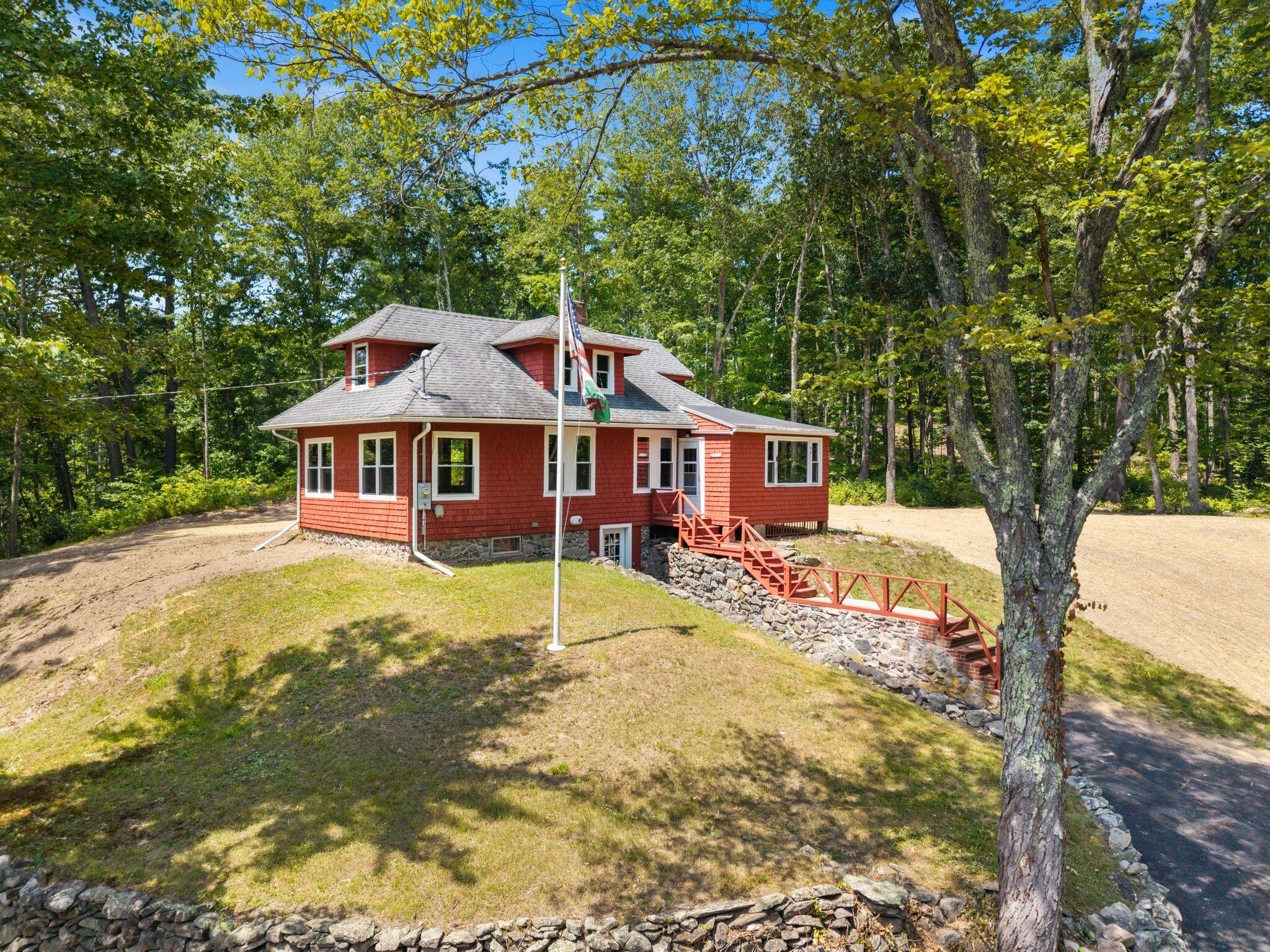 51 Sanford Road Alfred ME 04002