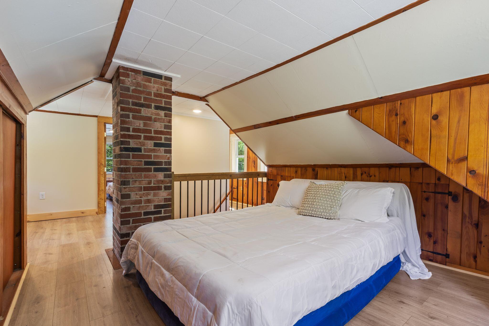 51 Sanford Road Alfred ME 04002