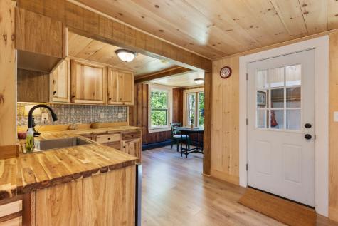 51 Sanford Road Alfred ME 04002