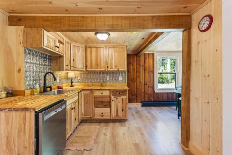 51 Sanford Road Alfred ME 04002