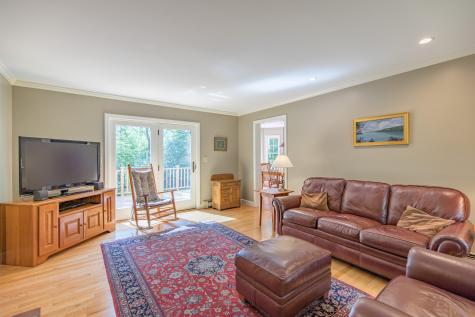 194 Oakwood Drive Yarmouth ME 04096