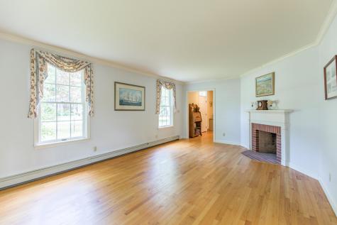 194 Oakwood Drive Yarmouth ME 04096