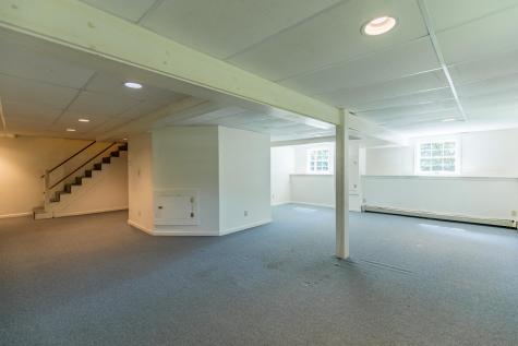 194 Oakwood Drive Yarmouth ME 04096