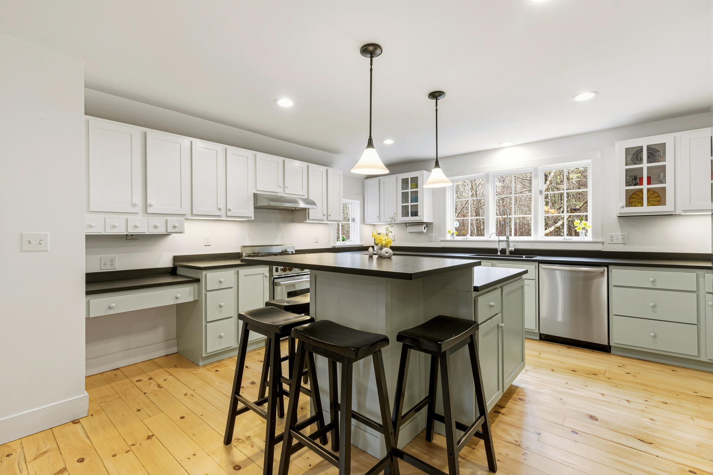 531 Ledge Road Yarmouth ME 04096