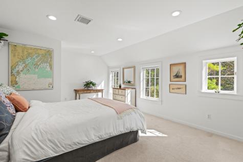 531 Ledge Road Yarmouth ME 04096