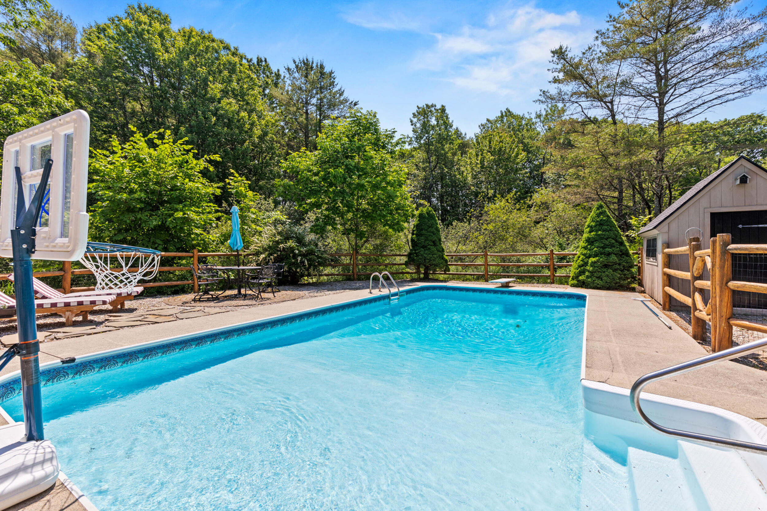 531 Ledge Road Yarmouth ME 04096